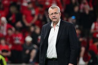 Tvrdá reakce Slavie: Zavíráme Tribunu Sever a Chorého s Douděrou posíláme z týmu, oznámil Tvrdík